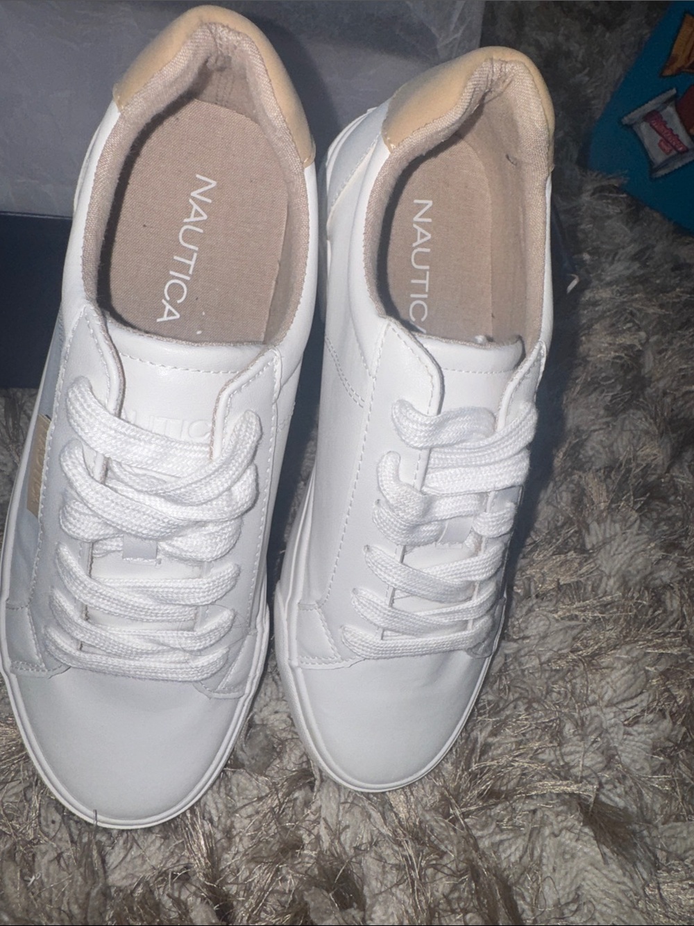 Nautica Men's White Low-Top Sneakers with Tan Heel Tab new only from down dirty